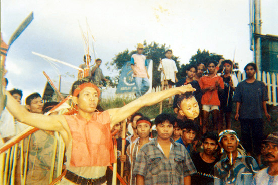 Sanggauledo2.jpg (119699 bytes)